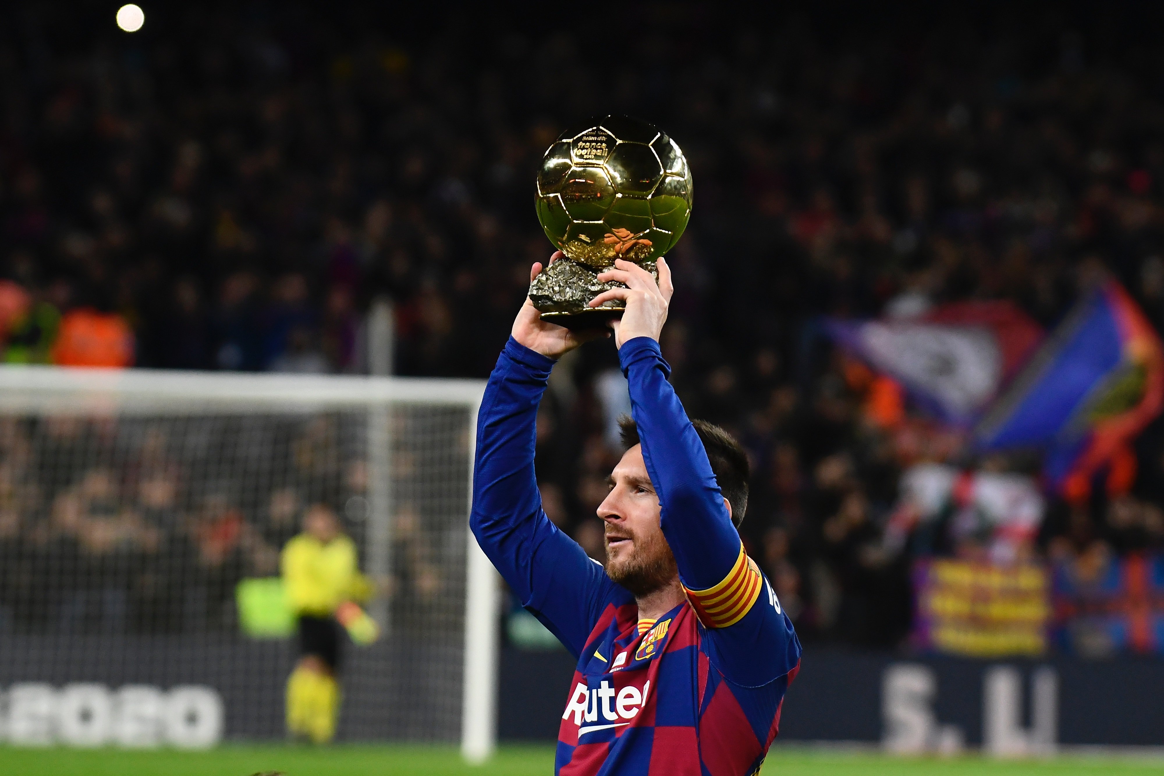 差25人满座，香港行北伦敦德比共有49975名观众现场观战