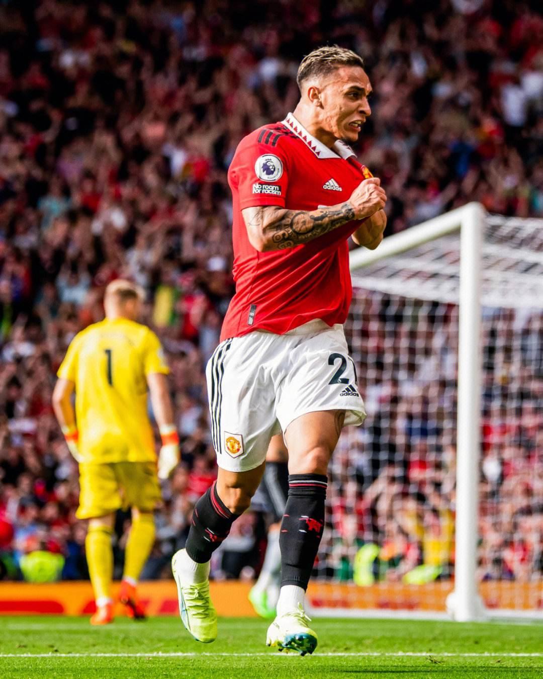 若出战圣保利，诺伊尔将追平伊梅尔并列德甲门将出场榜第2位