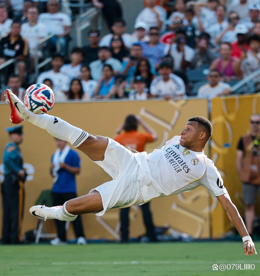 惨不忍睹，伊沃比晒尼日利亚队下榻酒店的窗外风景