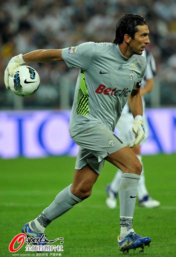 多夫比克：这次的伤势比较麻烦，但再过一个月我就会复出