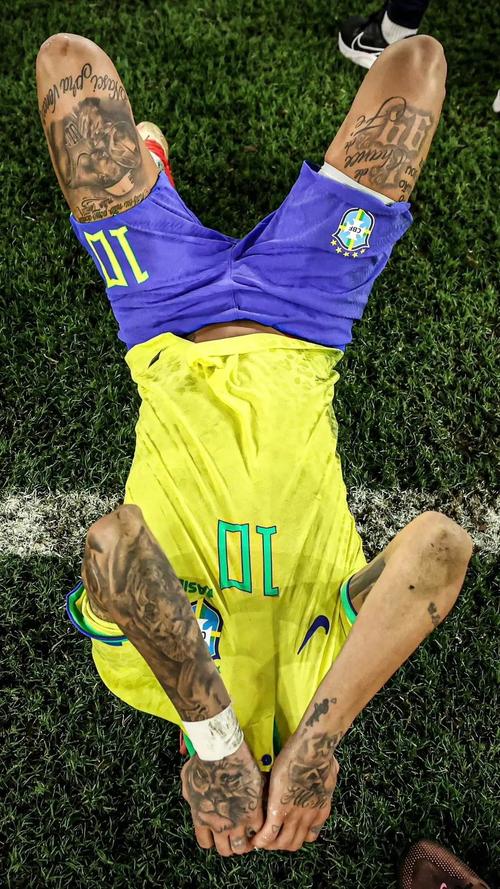 5个月2次重伤：阿诺德的皇马156分钟噩梦，数据揭示3大伤病因