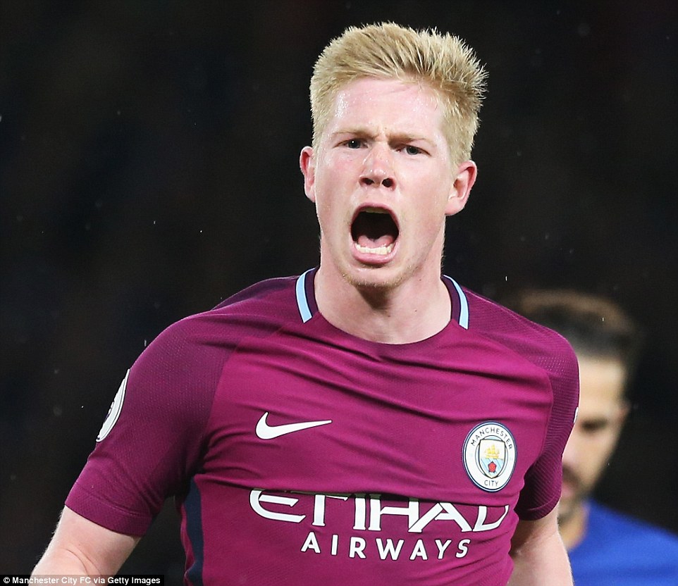 官方：那不勒斯中场安古伊萨当选意甲10月最佳球员