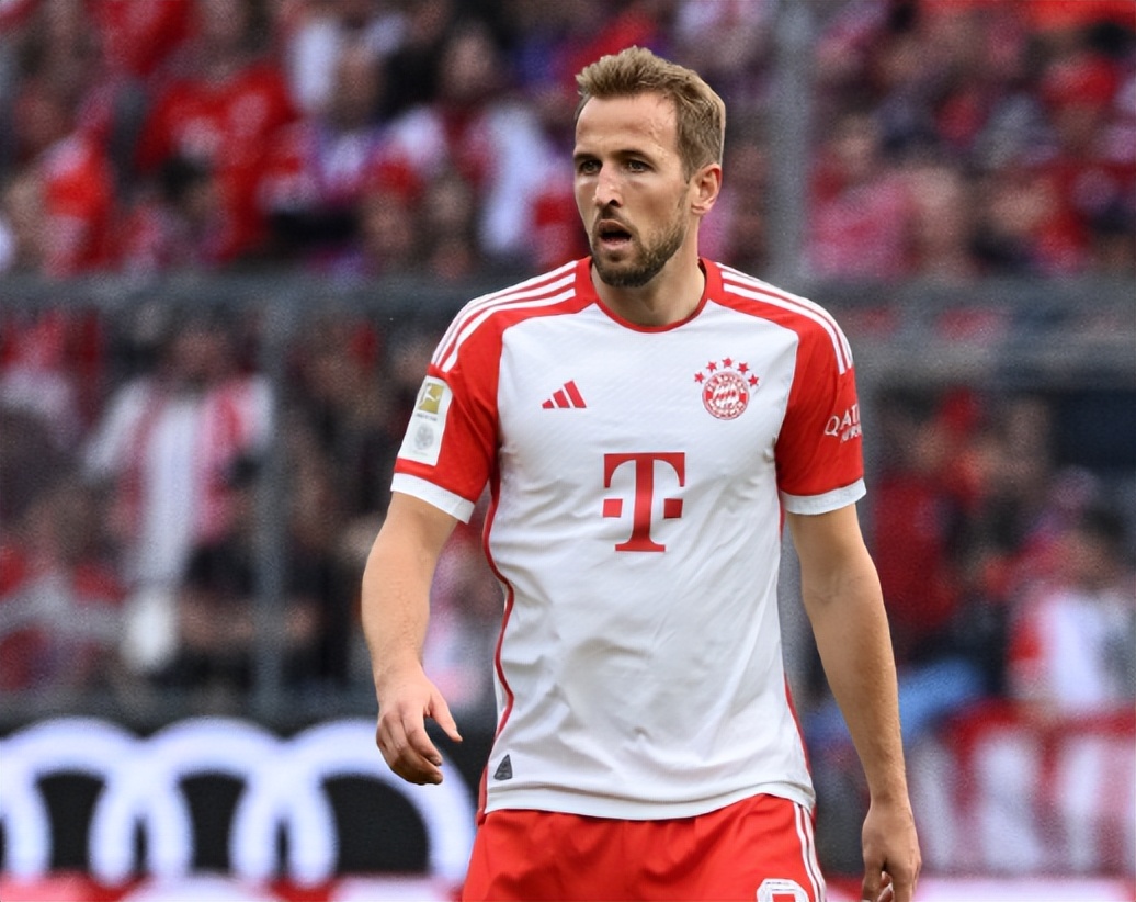 帕斯精彩晃动转身让老大哥劳塔罗滑倒