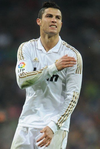 大二男生休学当残特奥会领跑员残特奥会田径女选手哪吒头亮相夺银